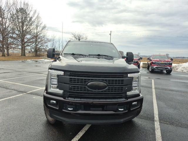 Photo of 2019 Magma Red Ford F-350