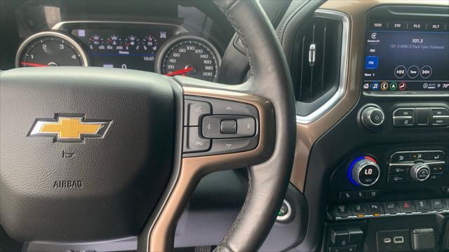 Photo of 2022 Black Chevrolet Silverado 2500