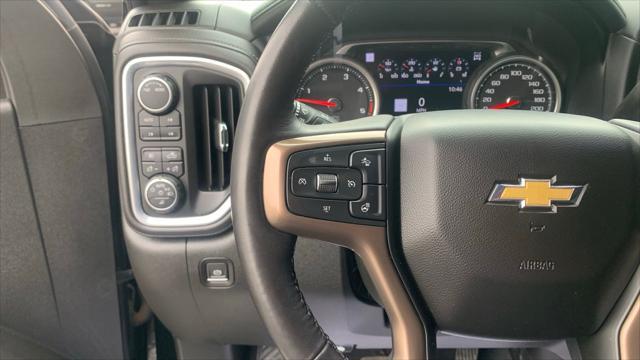 Photo of 2022 Black Chevrolet Silverado 2500