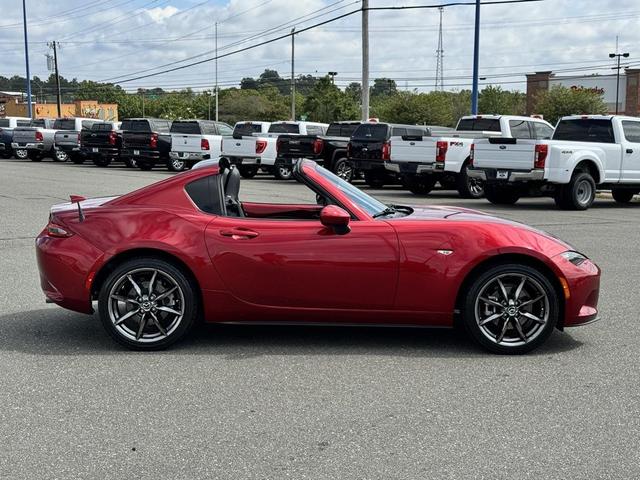 Photo of 2020 Soul Red Crystal Metallic Mazda MX-5 Miata RF