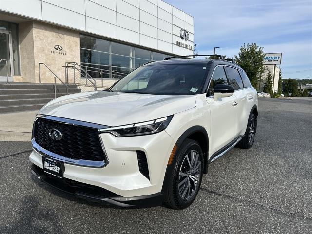 Photo of 2025 Mjst Whte INFINITI QX60