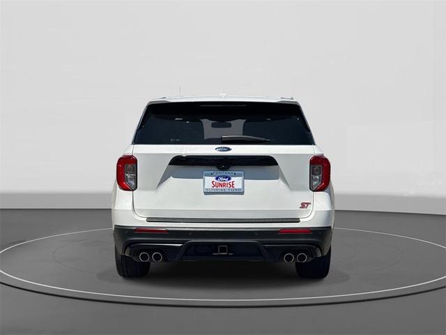 Photo of 2022 Star White Ford Explorer