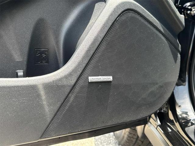 Photo of 2022 Crystal Black Silica Subaru Crosstrek