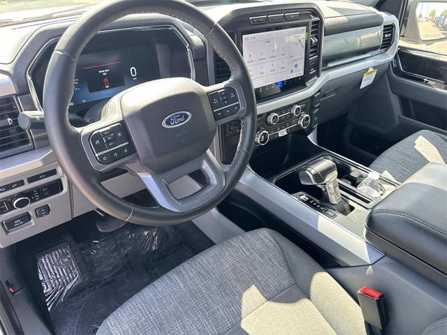 Photo of 2023 Oxford White Ford F-150 Lightning