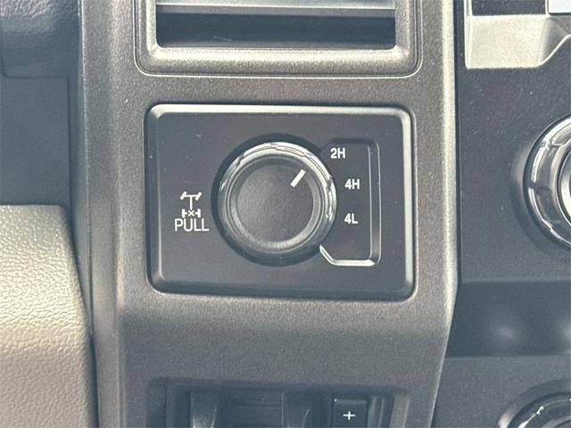 Photo of 2022 Atlas Blue Metallic Ford F-250