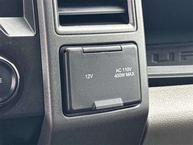 Photo of 2022 Atlas Blue Metallic Ford F-250