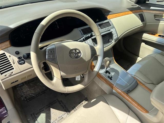 Photo of 2006 Red Toyota Avalon