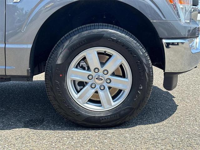 Photo of 2022 Gray Metallic Ford F-150