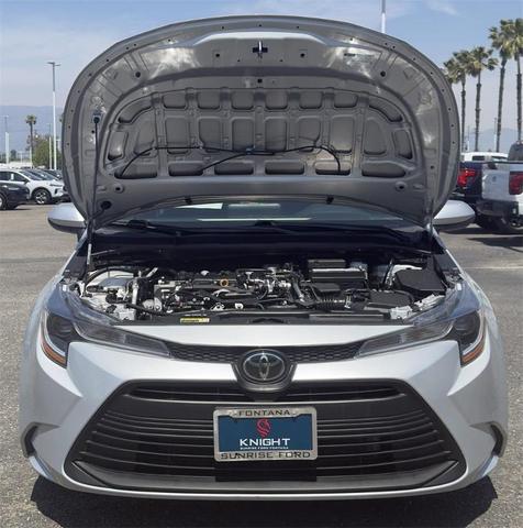 Photo of 2024 Classic Silver Metallic Toyota Corolla