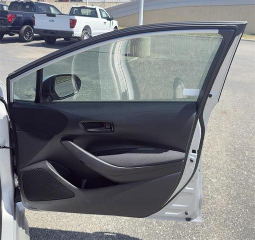 Photo of 2024 Classic Silver Metallic Toyota Corolla