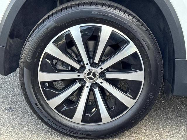 Photo of 2022 White Mercedes-Benz GLA 250