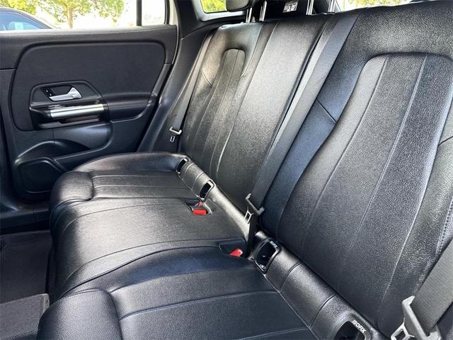 Photo of 2022 White Mercedes-Benz GLA 250