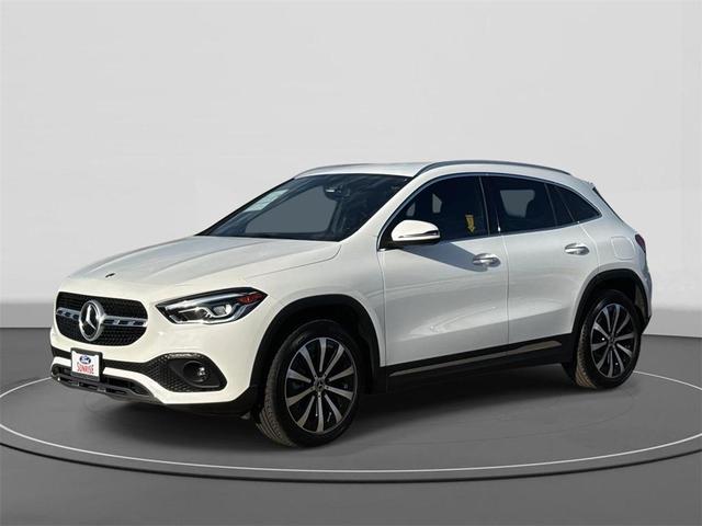 Photo of 2022 White Mercedes-Benz GLA 250