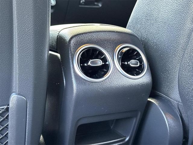 Photo of 2022 White Mercedes-Benz GLA 250