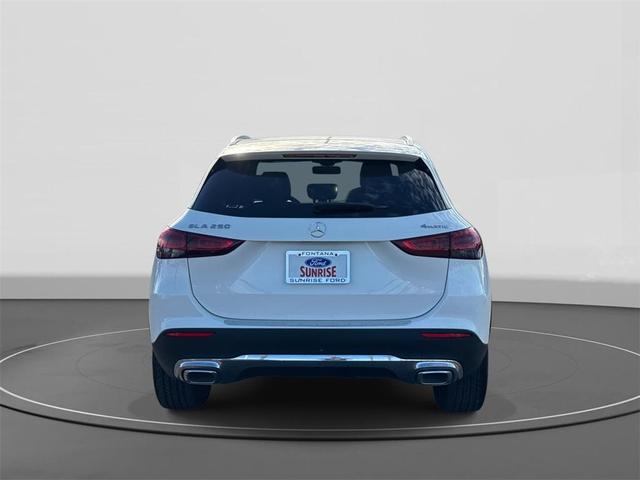 Photo of 2022 White Mercedes-Benz GLA 250