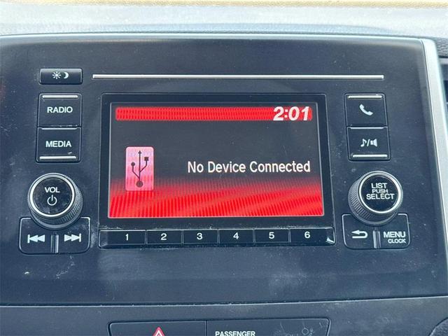 Photo of 2019 Silver Honda Pilot