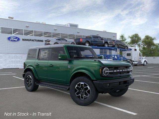 Photo of 2025 Green Ford Bronco