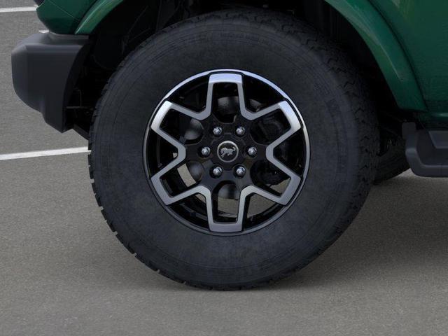 Photo of 2025 Green Ford Bronco