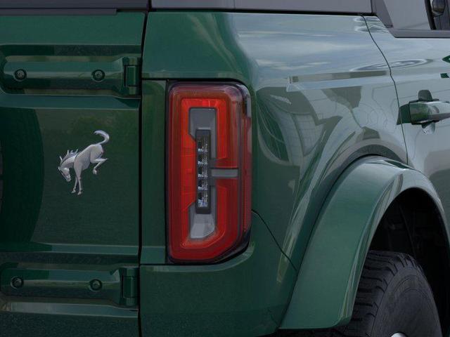 Photo of 2025 Green Ford Bronco