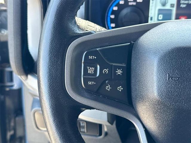 Photo of 2023 Azure Gray Metallic Ford Bronco