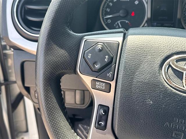 Photo of 2020 White Toyota Tacoma