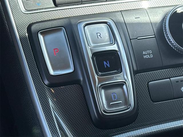 Photo of 2023 Shimmering Silver Pearl Hyundai SANTA FE