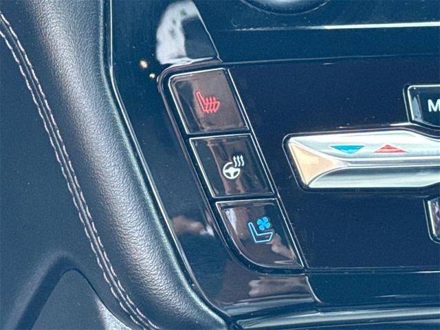 Photo of 2023 Agate Black Metallic Ford Explorer