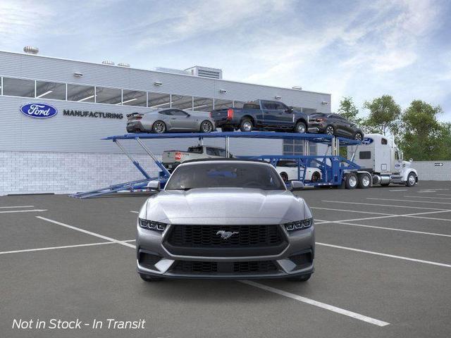 Photo of 2025 Gray Ford Mustang