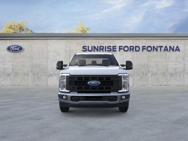Photo of 2025 Oxford White Ford F-250