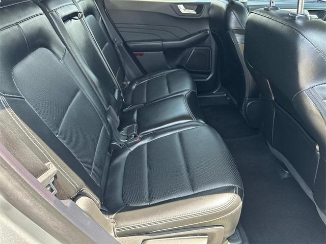 Photo of 2022 Iconic Silver Metallic Ford Escape PHEV