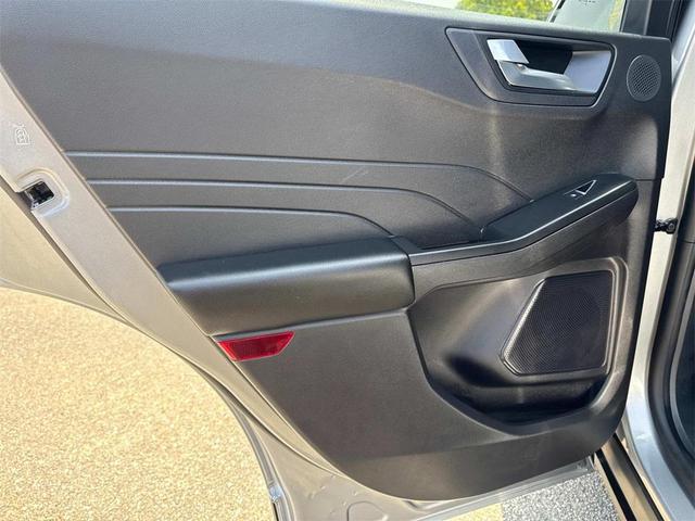 Photo of 2022 Iconic Silver Metallic Ford Escape PHEV
