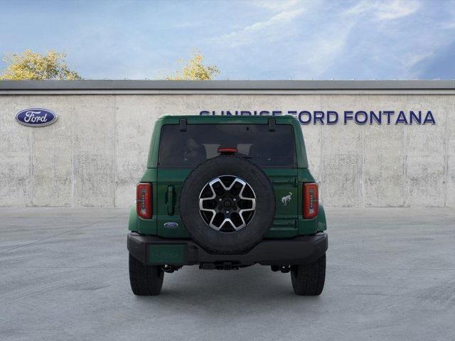 Photo of 2025 Green Ford Bronco