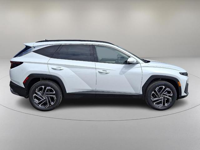 Photo of 2025 Pearl Hyundai TUCSON Hybrid