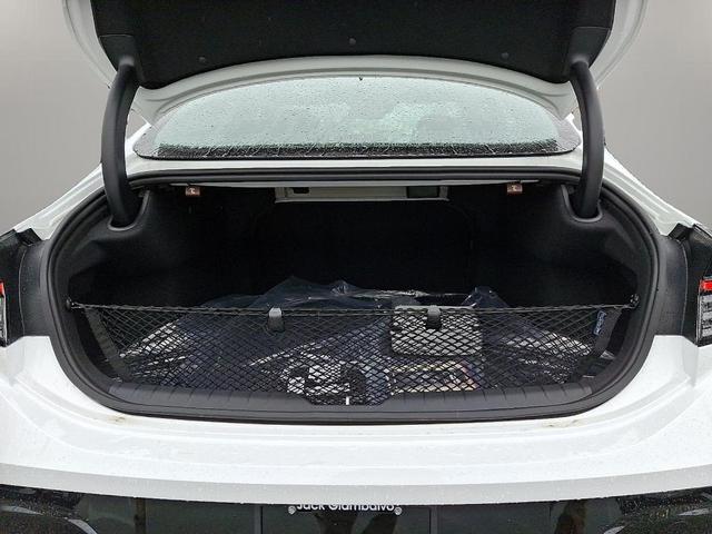 Photo of 2025 White Hyundai SONATA Hybrid