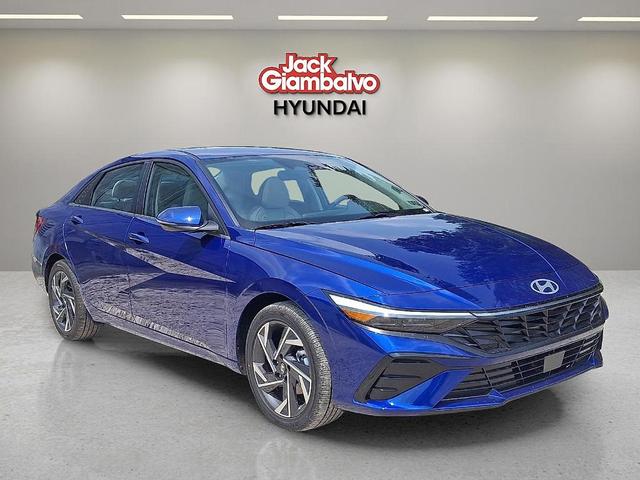 Photo of 2025 Intense Blue Hyundai ELANTRA HEV
