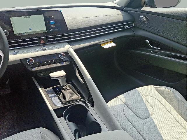 Photo of 2025 Intense Blue Hyundai ELANTRA HEV
