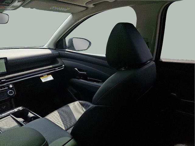 Photo of 2025 Amazon Gray Hyundai TUCSON Hybrid