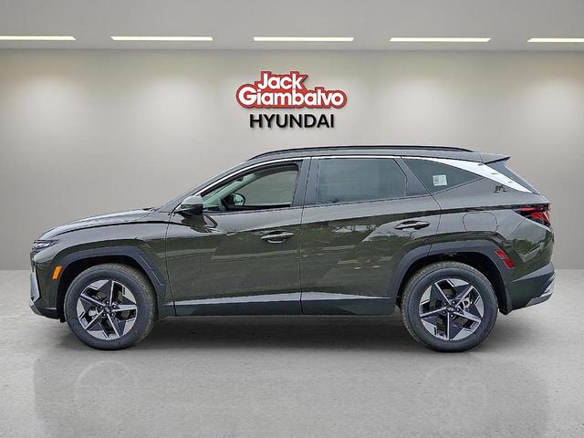 Photo of 2025 Green Hyundai TUCSON