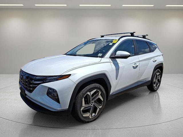 Photo of 2022 Quartz White Hyundai TUCSON