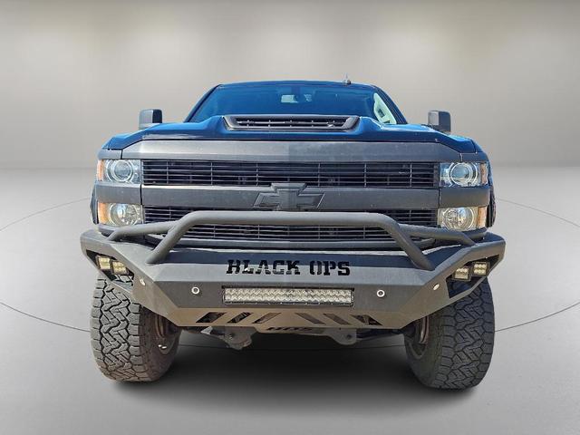 Photo of 2018 Black Chevrolet Silverado 2500