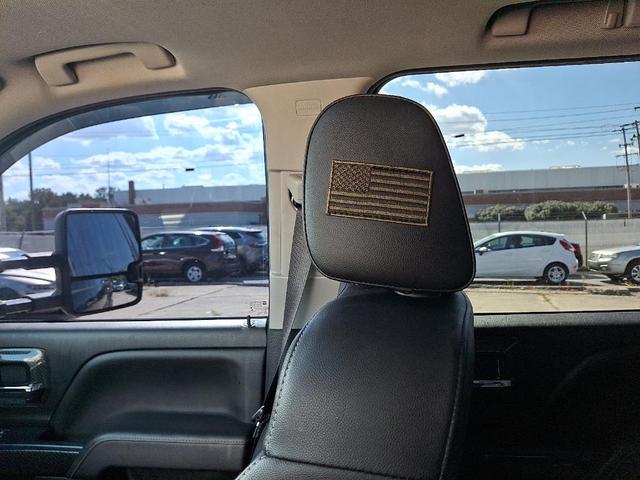 Photo of 2018 Black Chevrolet Silverado 2500
