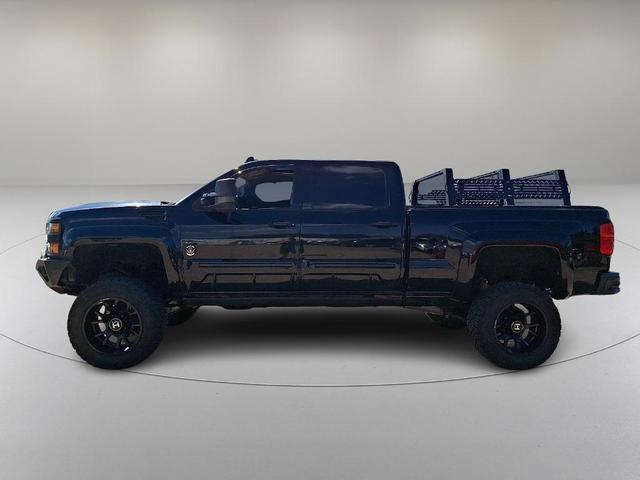 Photo of 2018 Black Chevrolet Silverado 2500