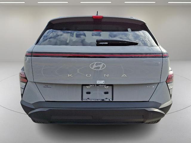 Photo of 2025 Cyber Gray Metallic Hyundai KONA