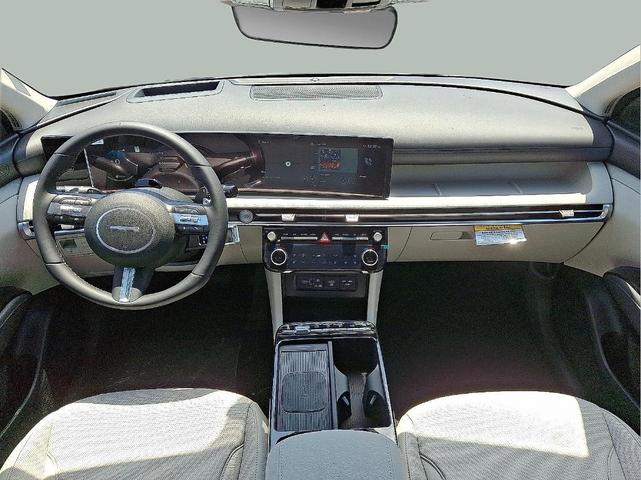 Photo of 2025 Hampton Gray Hyundai TUCSON