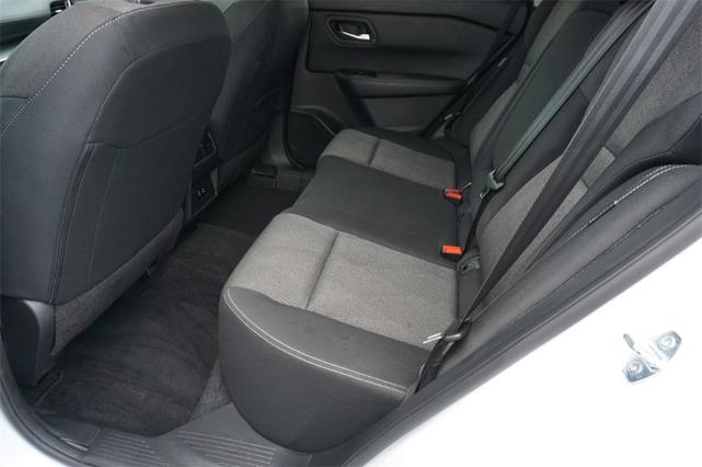 Photo of 2024 Everest White P Nissan Rogue