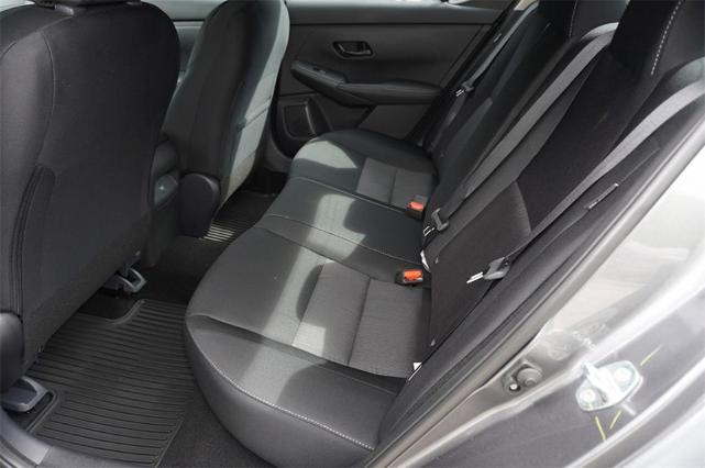 Photo of 2025 Gun Metallic Nissan Sentra