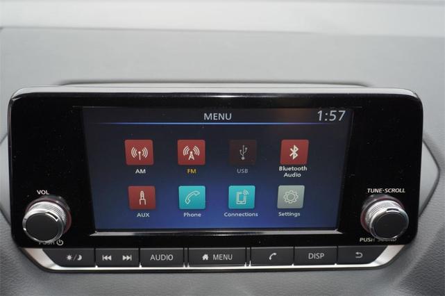 Photo of 2025 Gun Metallic Nissan Sentra