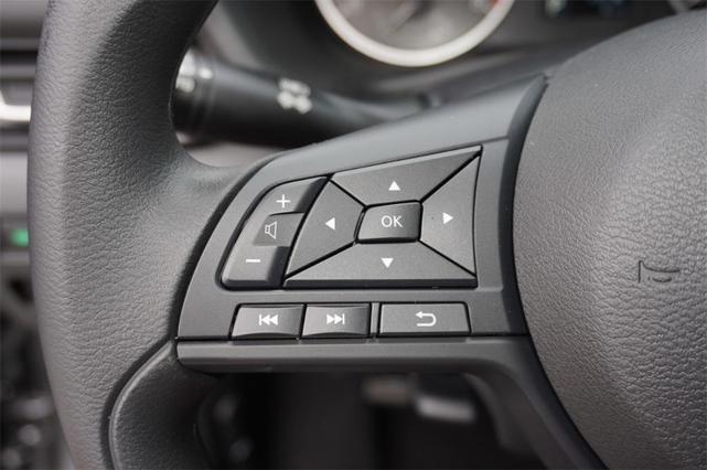 Photo of 2025 Gun Metallic Nissan Sentra