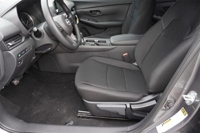 Photo of 2025 Gun Metallic Nissan Sentra