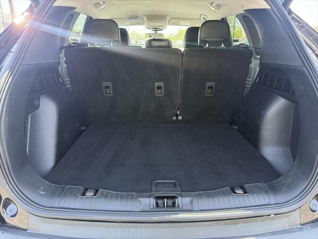 Photo of 2021 Black Metallic Ford Escape